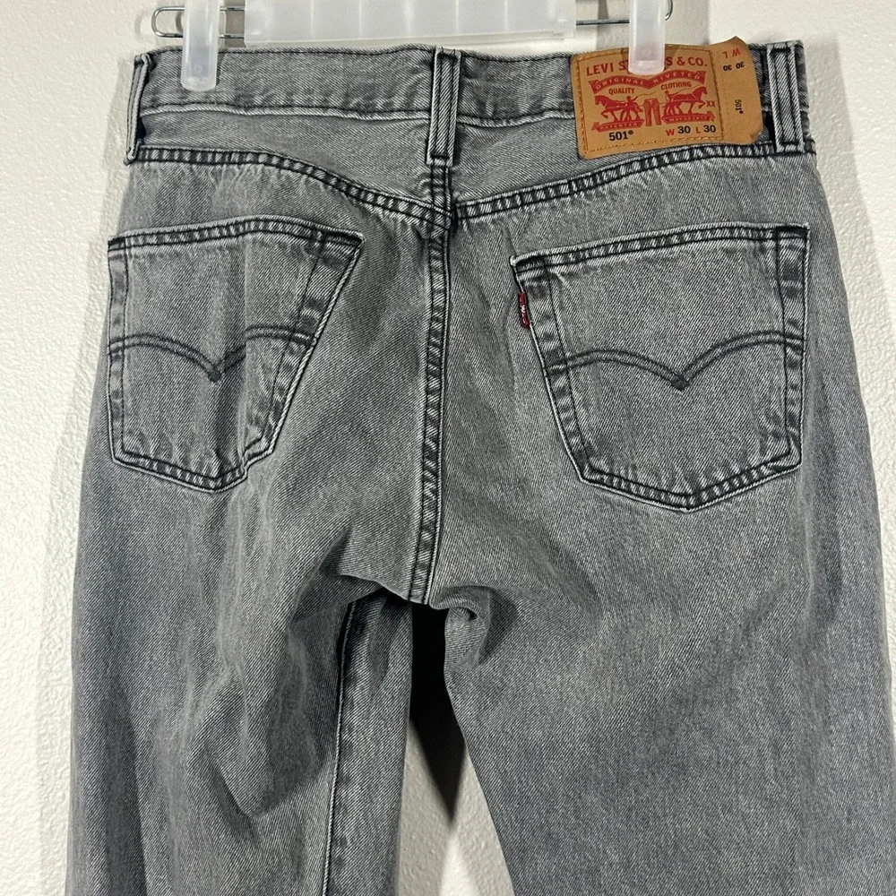 Levis 501 Original Fit Mens Grey Straight Leg Denim Jeans W30 L30